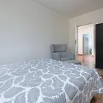 Zrodlana Two-bedroom With Balcony By Renters Апартаменти