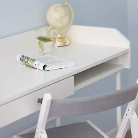 Апартаменти Zrodlana Two-bedroom With Balcony By Renters *