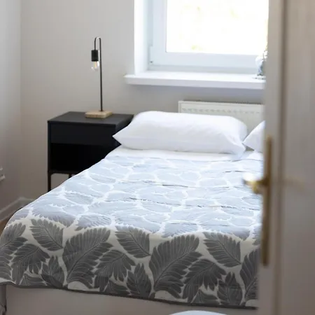 Zrodlana Two-bedroom With Balcony By Renters * Kołobrzeg